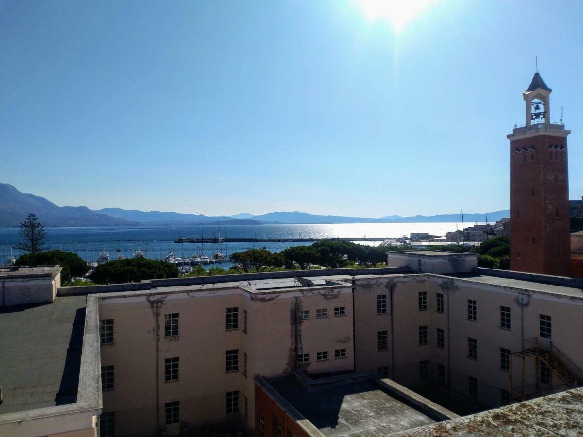 Hotel Tra cielo e mare Gaeta Esterno foto